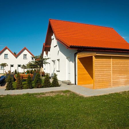 Aqua Fun Domki Z Basenem Ujście-Darłowskie Dış mekan fotoğraf