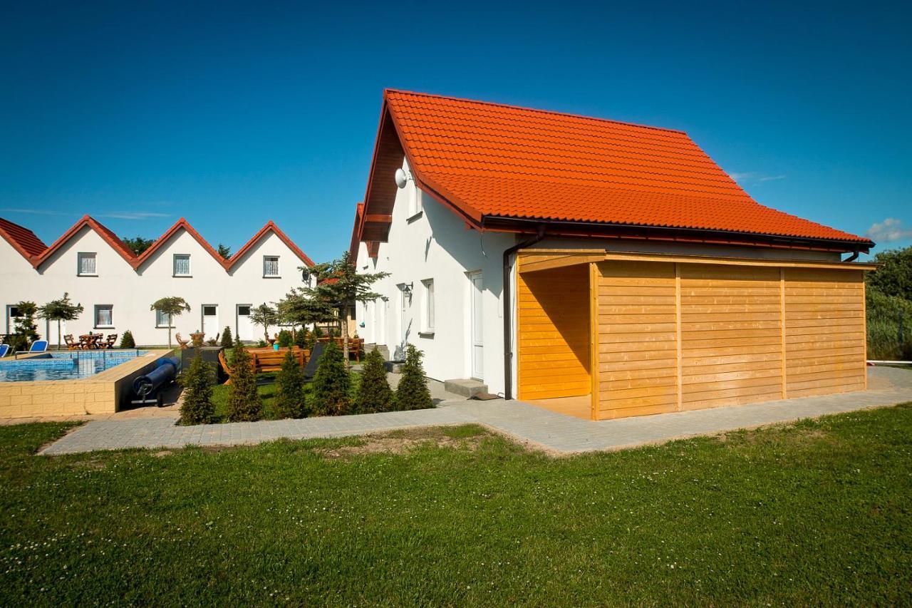 Aqua Fun Domki Z Basenem Ujście-Darłowskie Dış mekan fotoğraf